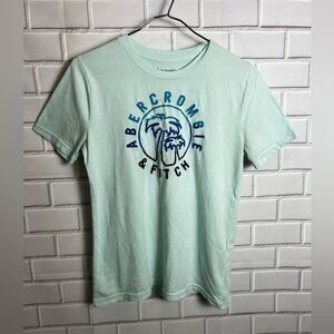 Abercrombie & Fitch Light Green girls T-Shirt/size L